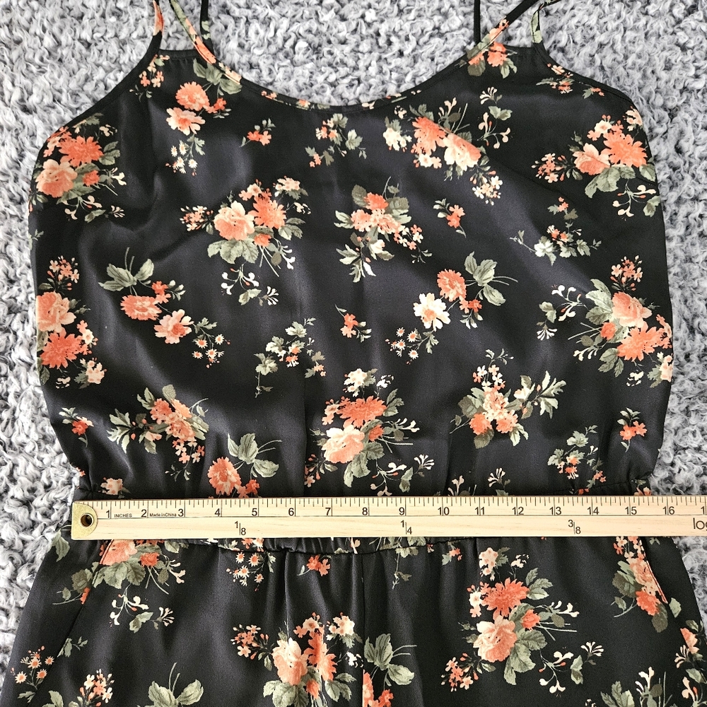Black Floral Satin Jumpsuit M Medium Sleeveless Jogger Pant Women's Romper - Picture 10 of 14